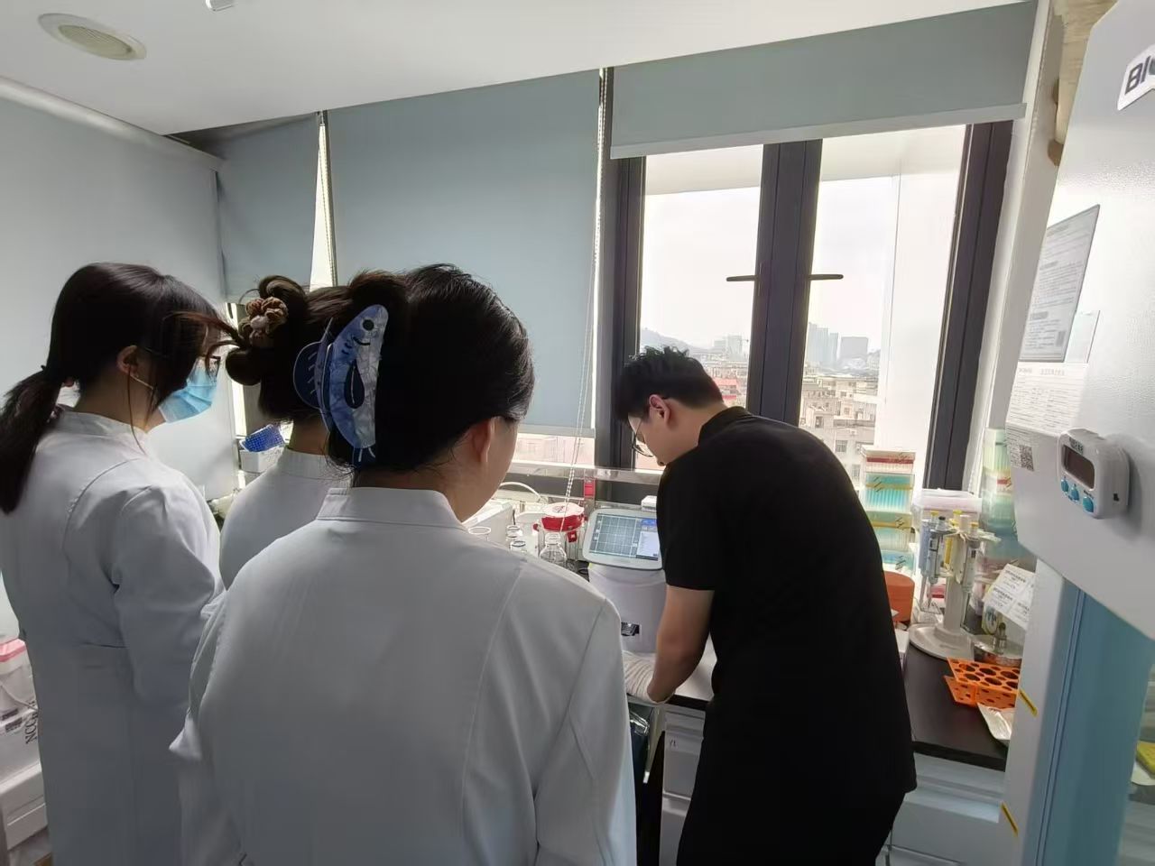 市場(chǎng)服務(wù) | 走進(jìn)實(shí)驗(yàn)室，傾聽(tīng)用戶需求